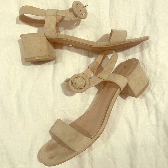 SHOES OF PREY suede low heel sandals - Picture 1 of 5